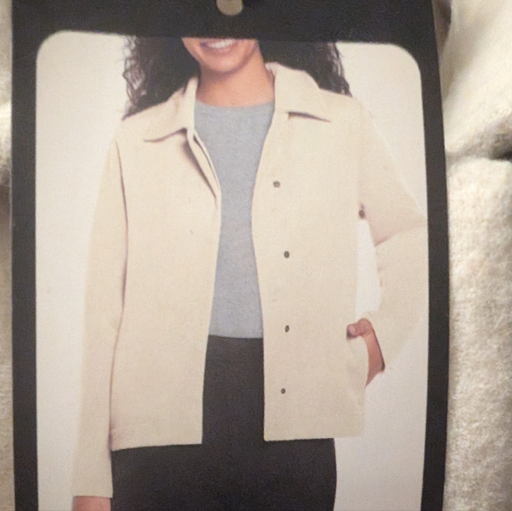 Banana Republic Cream Jacket with Snap Buttons - Picture 11 of 16